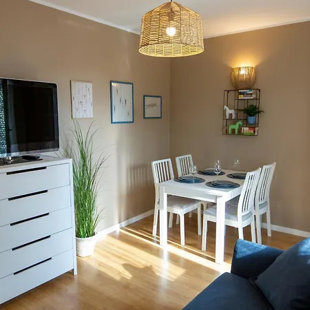 Plac Kaszubski 15 * Gdyně